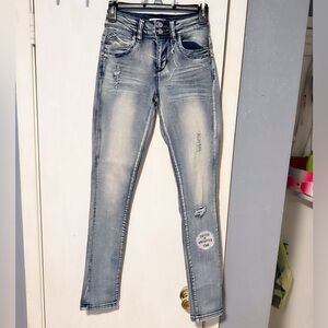 YMI Women's Skinny Jeans - Light Blue